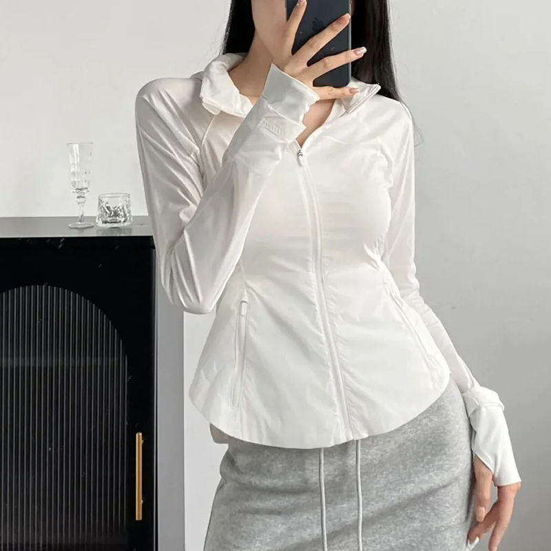 白色修身防晒衣女冰丝薄外套收腰冲锋衣夏季皮肤衣2025新款骑行服
