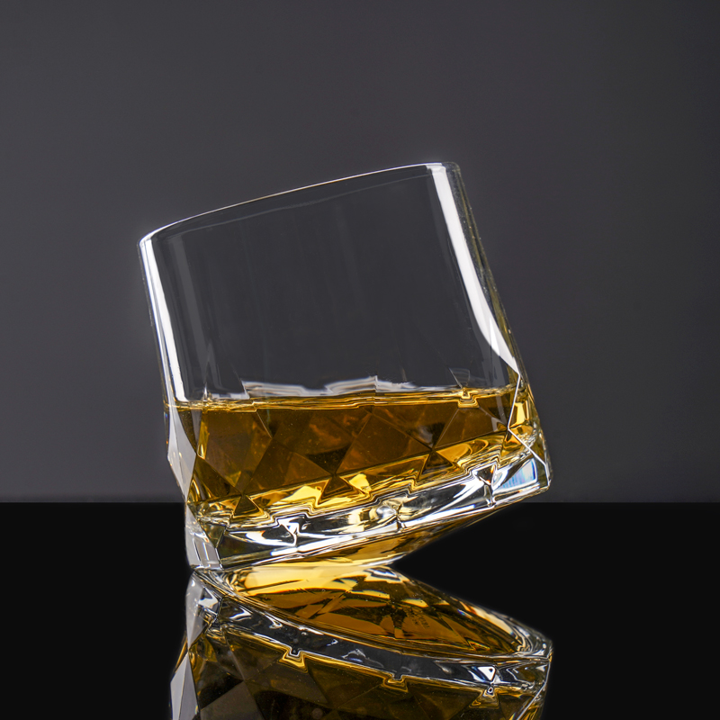 泰国进口创意不倒翁玻璃杯威士忌杯洋酒杯古典杯旋转ROCK杯
