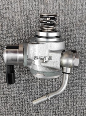适用马自达3马自达6昂克赛拉CX4阿特兹高压油泵燃油泵 PE19203F0