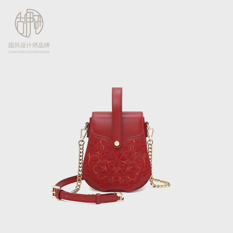 母亲节礼物古伊西2026春夏原创新中式敦煌图腾刺绣链条手机包