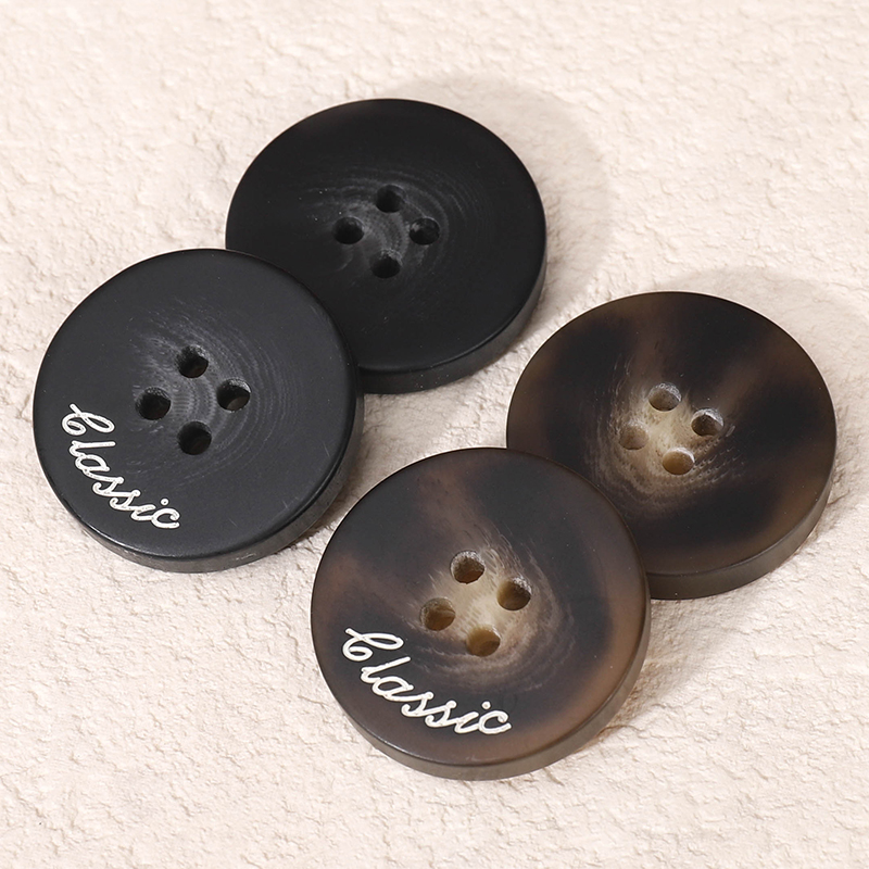 深咖色大衣扣子纽扣西装