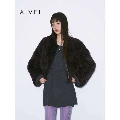 AIVEI欣贺艾薇2025冬季新皮毛一体老钱风拉链款皮草外套XRV7P03B - 封面