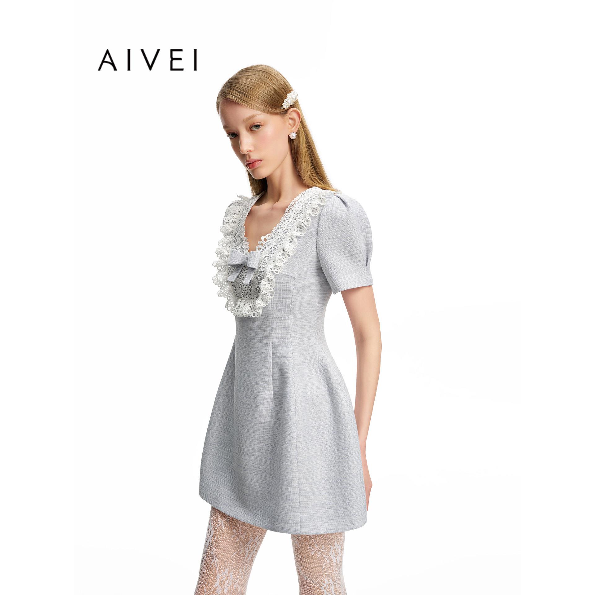 AIVEI欣贺艾薇2026秋季新淑女风蕾丝拼接泡泡袖V领连衣裙ESV5L08B