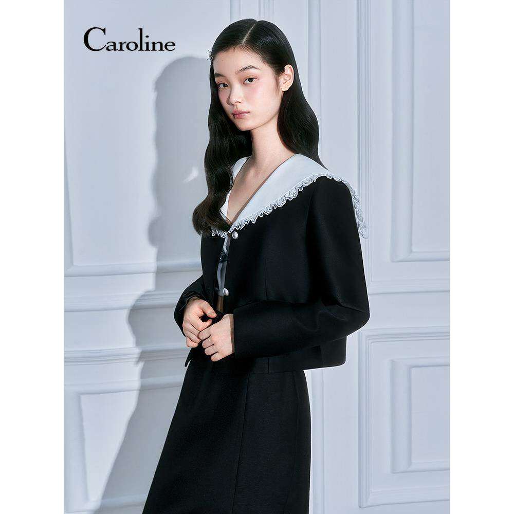 Caroline卡洛琳2026春季新款蕾丝花边撞色海军领短外套ESC1W01A