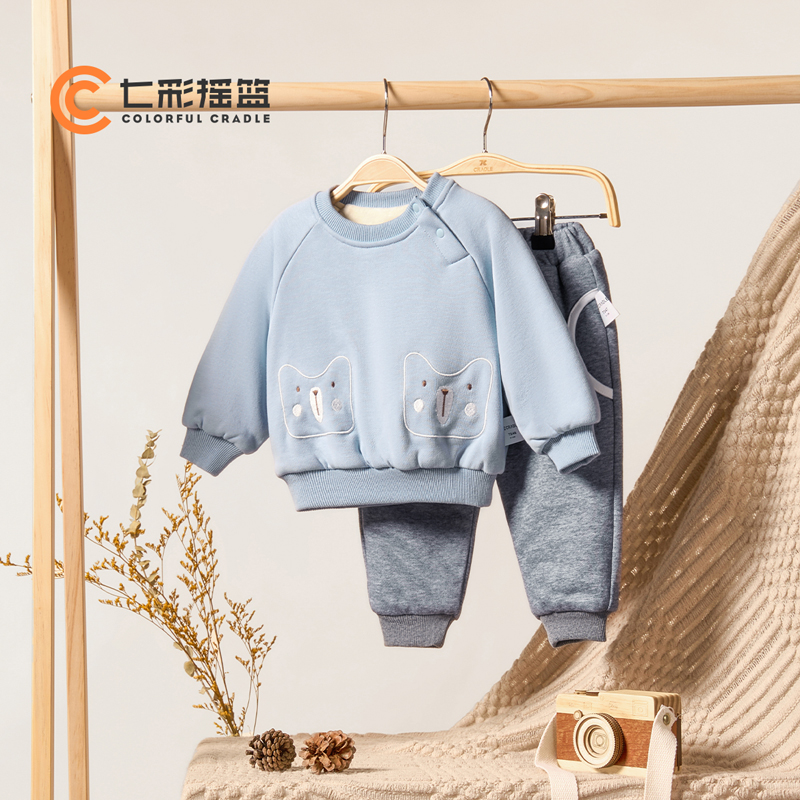 女宝宝套装七彩摇篮冬季