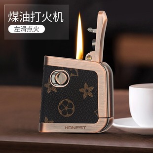 新款百诚煤油打火机 防风复古老式个性一键弹射按压点火磕头虫男