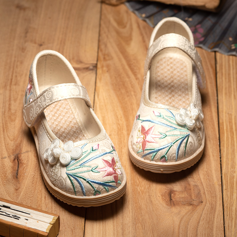 汉服鞋子女童搭配马面裙鞋