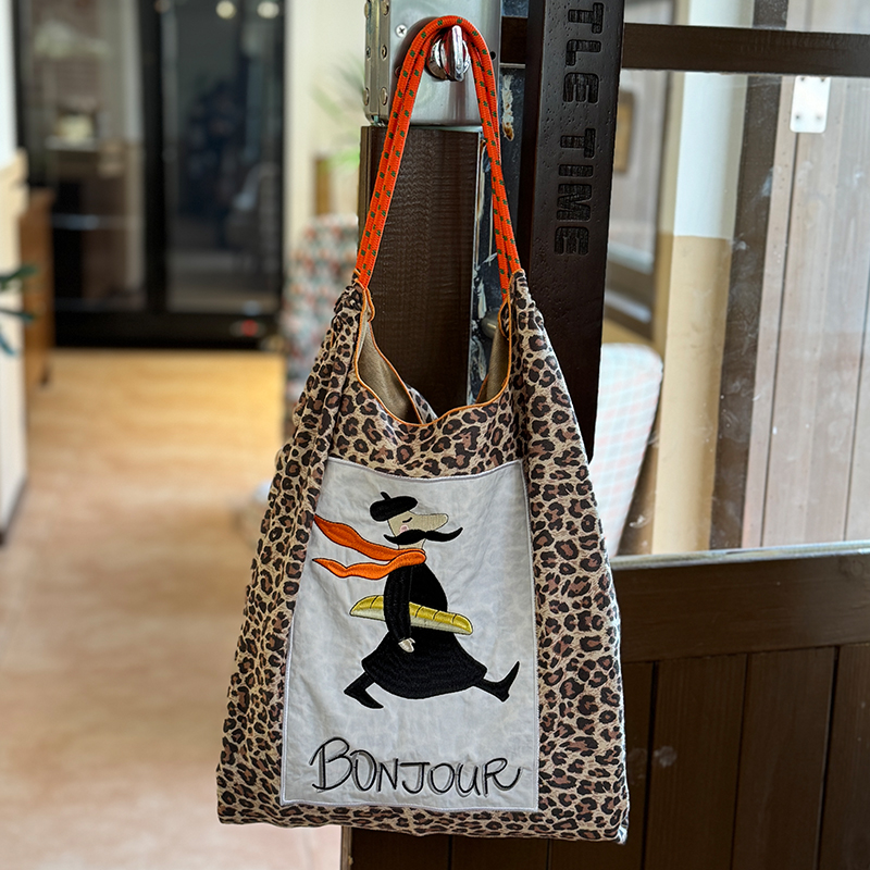 日本代购balchin刺绣豹纹