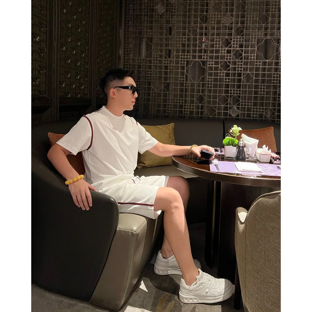 【红色条纹套装】夏日薄款男士时尚百搭潮流简约透气撞色短袖短裤