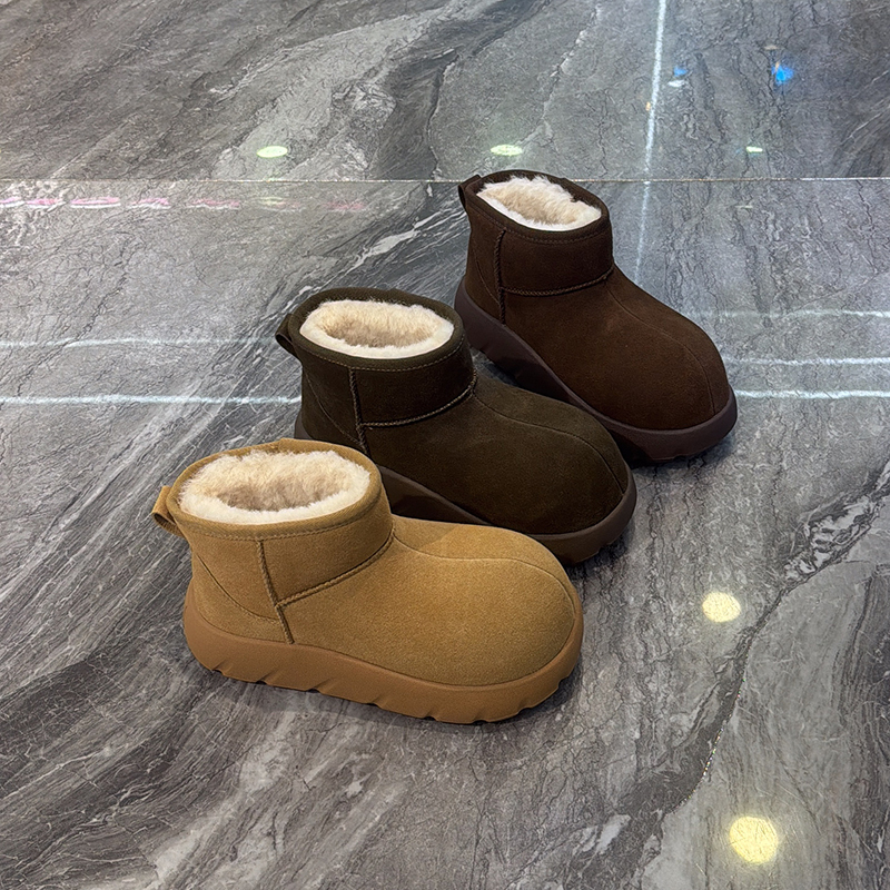 卡皮巴拉厚底防滑雪地靴女