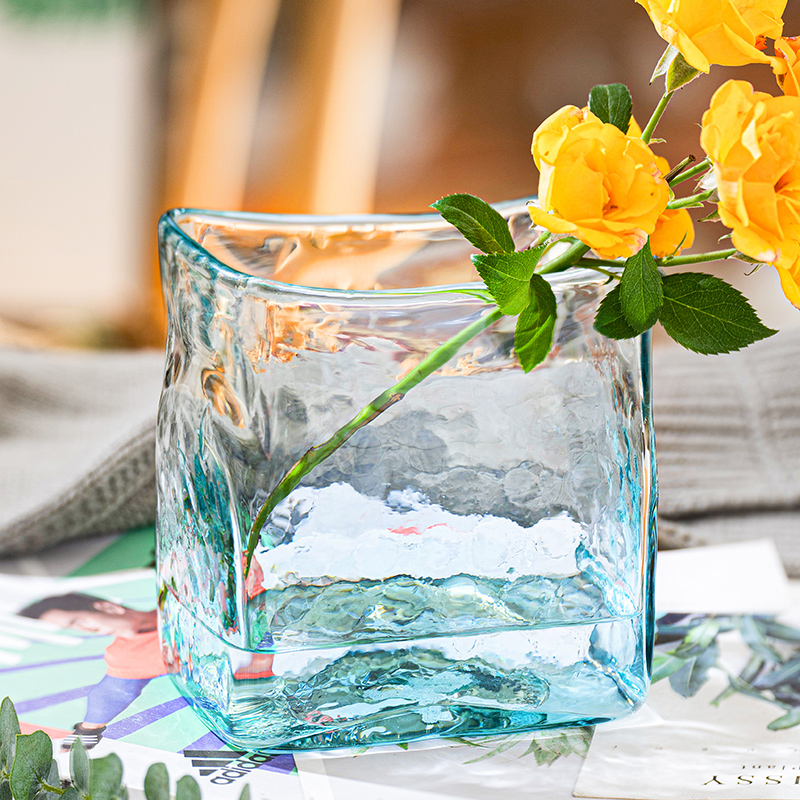 简约现代手工花瓶创意玻璃原色水培器皿水养插花鲜花客厅装饰摆件