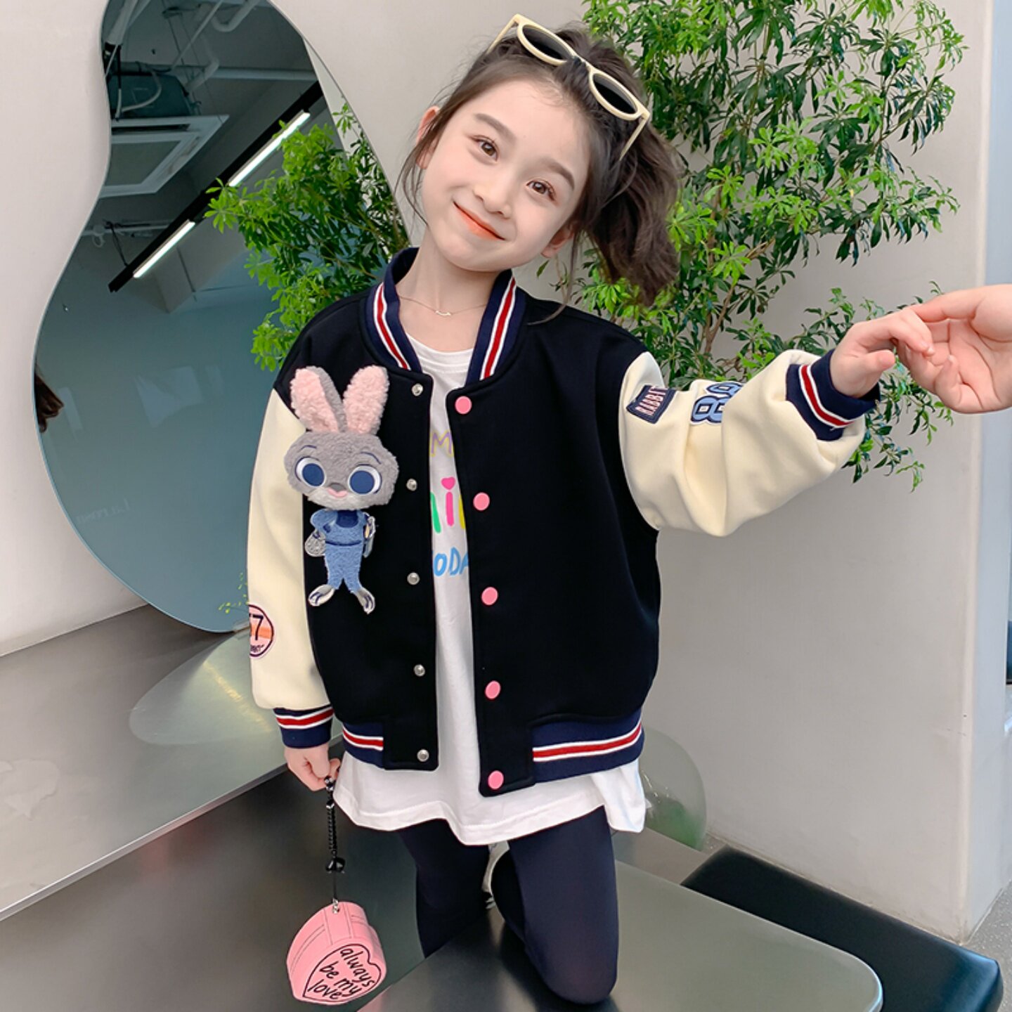 女童卡通兔子棒球服外套春秋夹克
