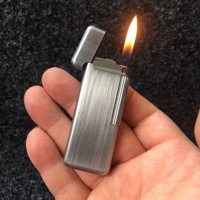 超薄侧拨充气打火机 侧滑轮打火机 经典商务打火机刻字 送火石