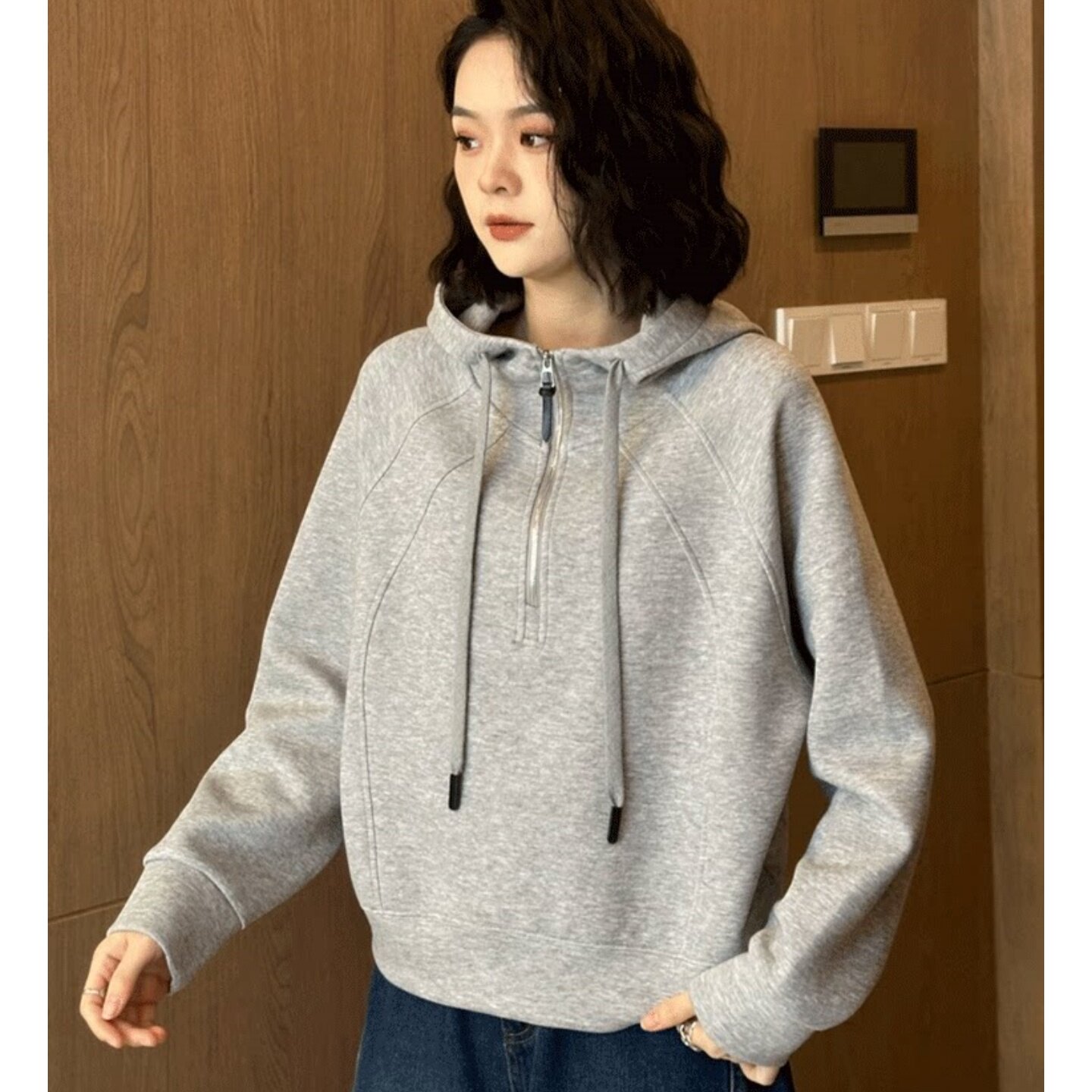 韩版灰色连帽卫衣女春装2026新款爆款慵懒风宽松显瘦时尚时髦上衣