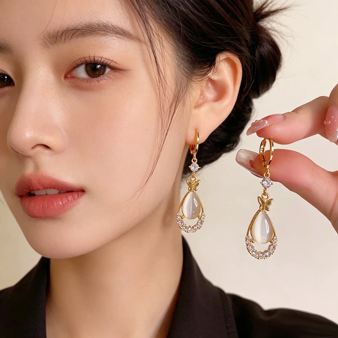 韩国气质轻奢猫眼石蝴蝶耳扣耳环女秋冬超仙时尚耳坠无耳洞耳夹