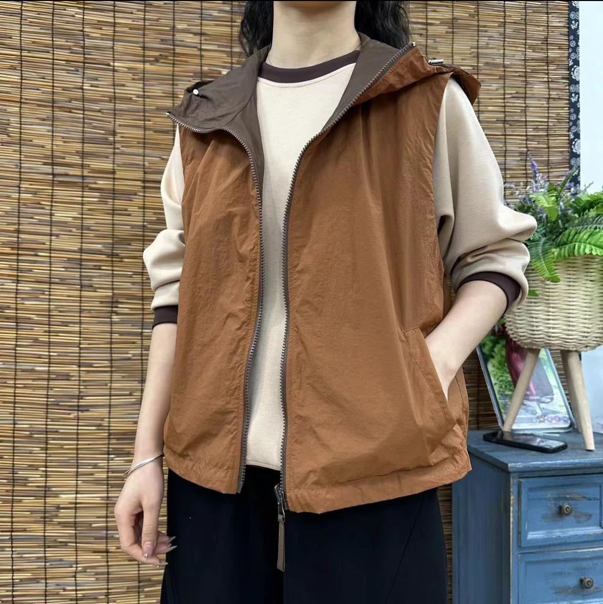 韩版连帽两面穿坎肩马甲女2025年春秋季宽松大码显瘦马夹外套上衣