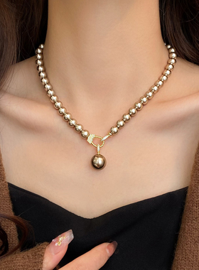 高端短款毛衣链秋冬轻奢高级感大气百搭项链女款2025新款小众配饰