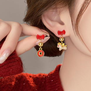 马上有钱生肖小马新年过年耳钉女耳夹耳环2026新款爆款高级感耳饰