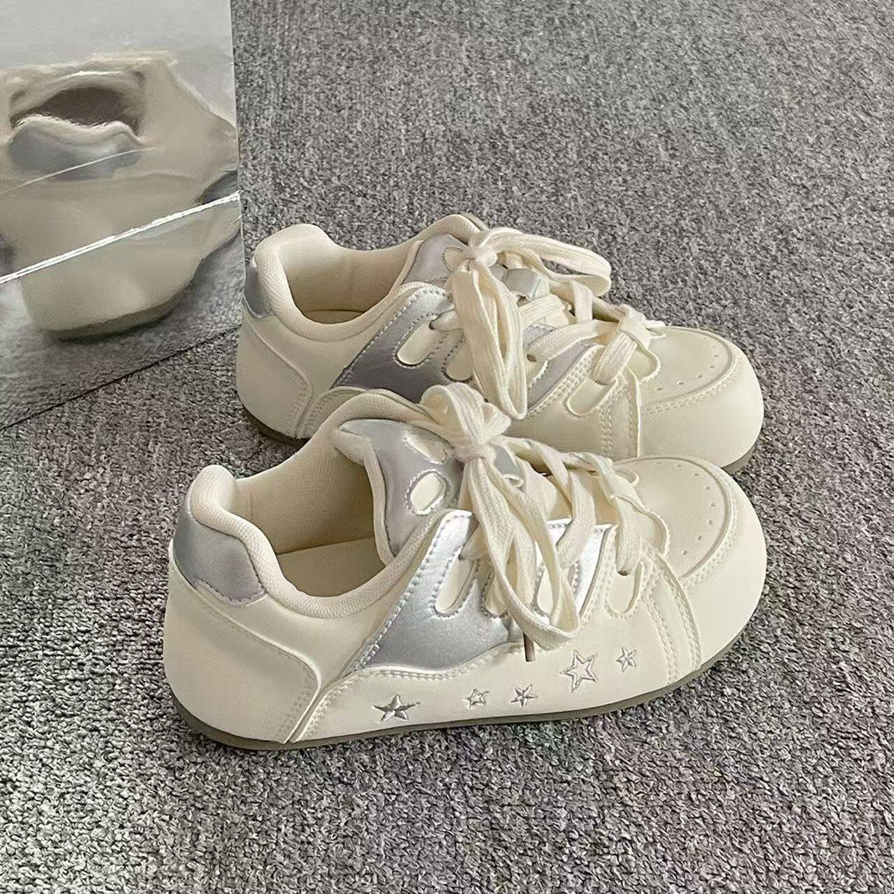 高颜值韩系厚底板鞋子女款2026新款春季百搭小白鞋学生休闲德训鞋