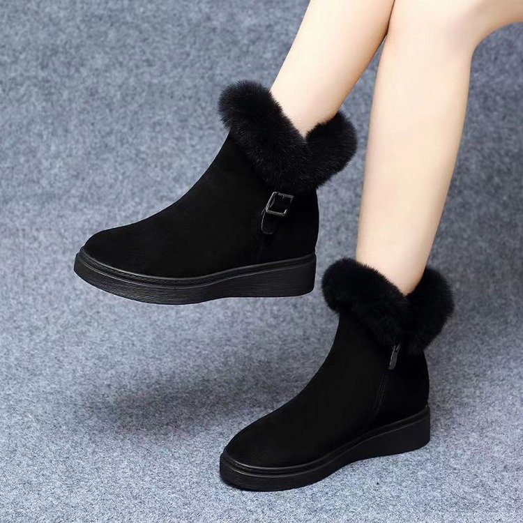 毛毛球雪地靴女2025冬季新款韩版百搭学生平底加绒保暖棉鞋面包鞋
