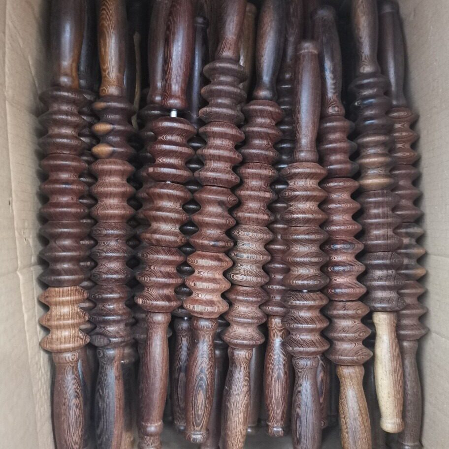 夜市摆地摊二等品微瑕疵 鸡翅木按摩器 滚轮式按摩器 四轮按摩器