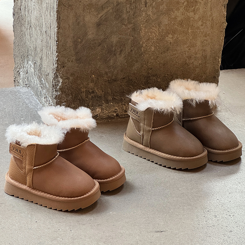 小红书爆款推荐儿童真皮雪地靴子