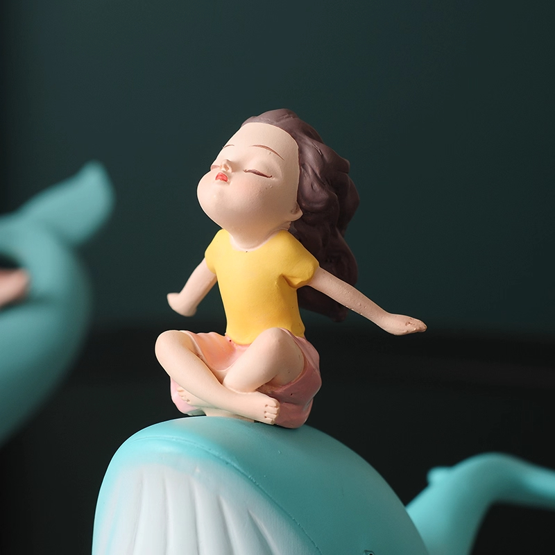 鲸鱼女孩小众桌面摆件装饰品