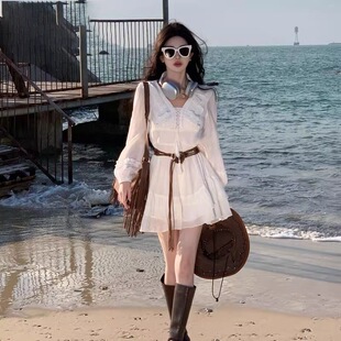 海边大西北旅游穿搭沙滩裙V领小个子长袖白色短裙洱海拍照连衣裙