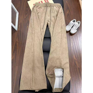 卡其色暗纹斜切直筒卫裤男款秋季休闲慵懒风微喇裤子宽松运动长裤
