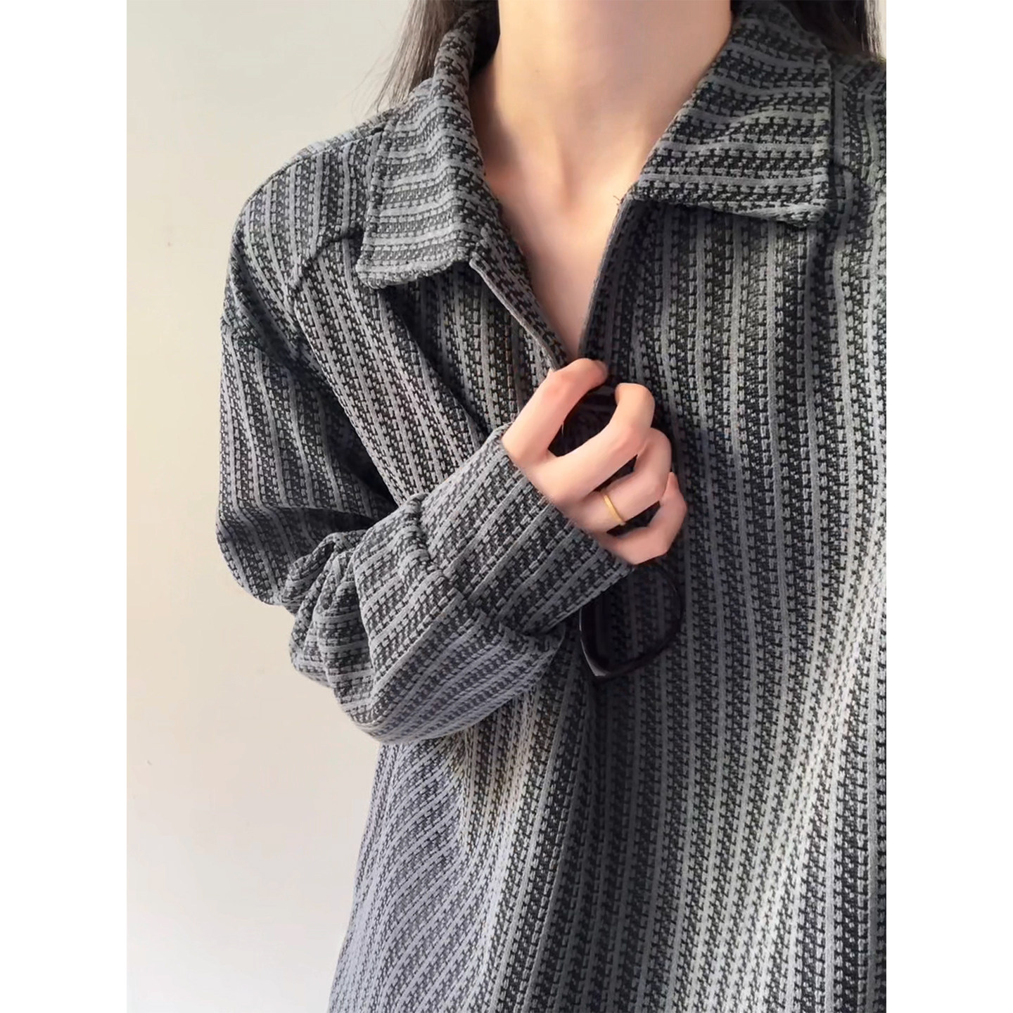 雪尼尔灰色翻领polo衫男女秋季学院风情侣宽松长袖t恤鱼骨纹卫衣