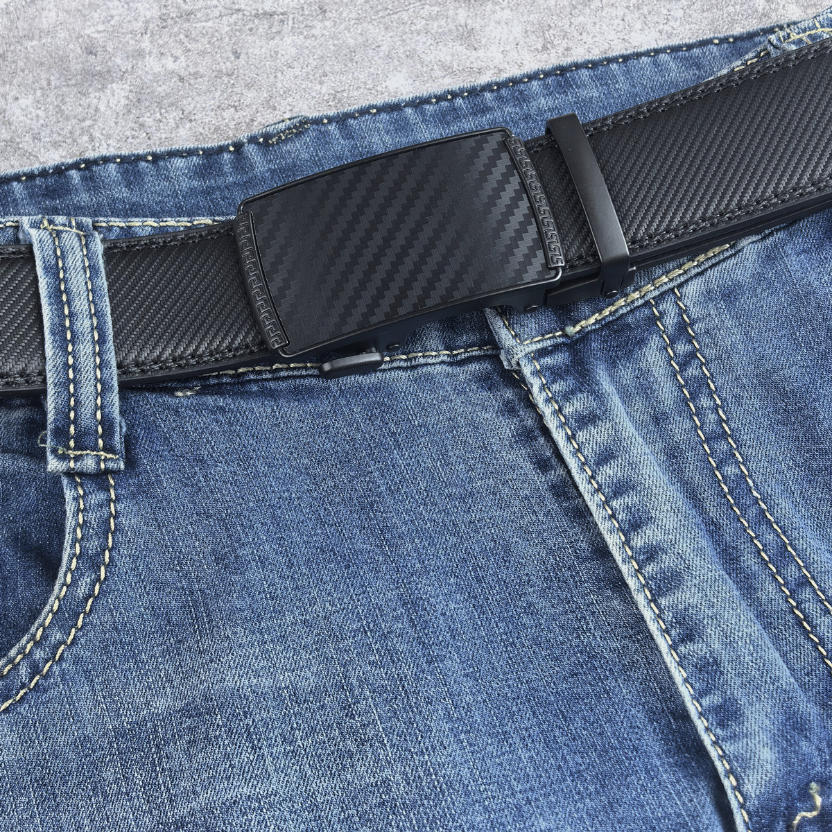 男士皮带自动扣裤腰带年轻人潮流抖音休闲网红韩版个性皮带男青年