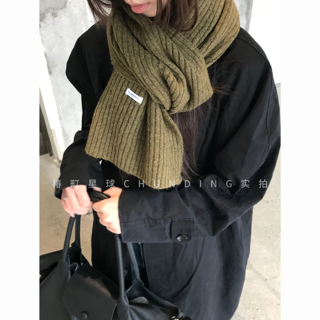 日系复古感橄榄绿纯色围巾女秋冬百搭加厚保暖毛线围脖护颈围巾