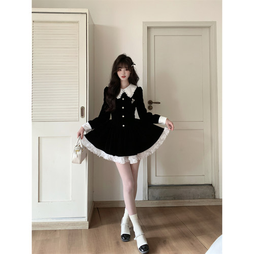 法式千金蕾丝拼接丝绒小黑裙女