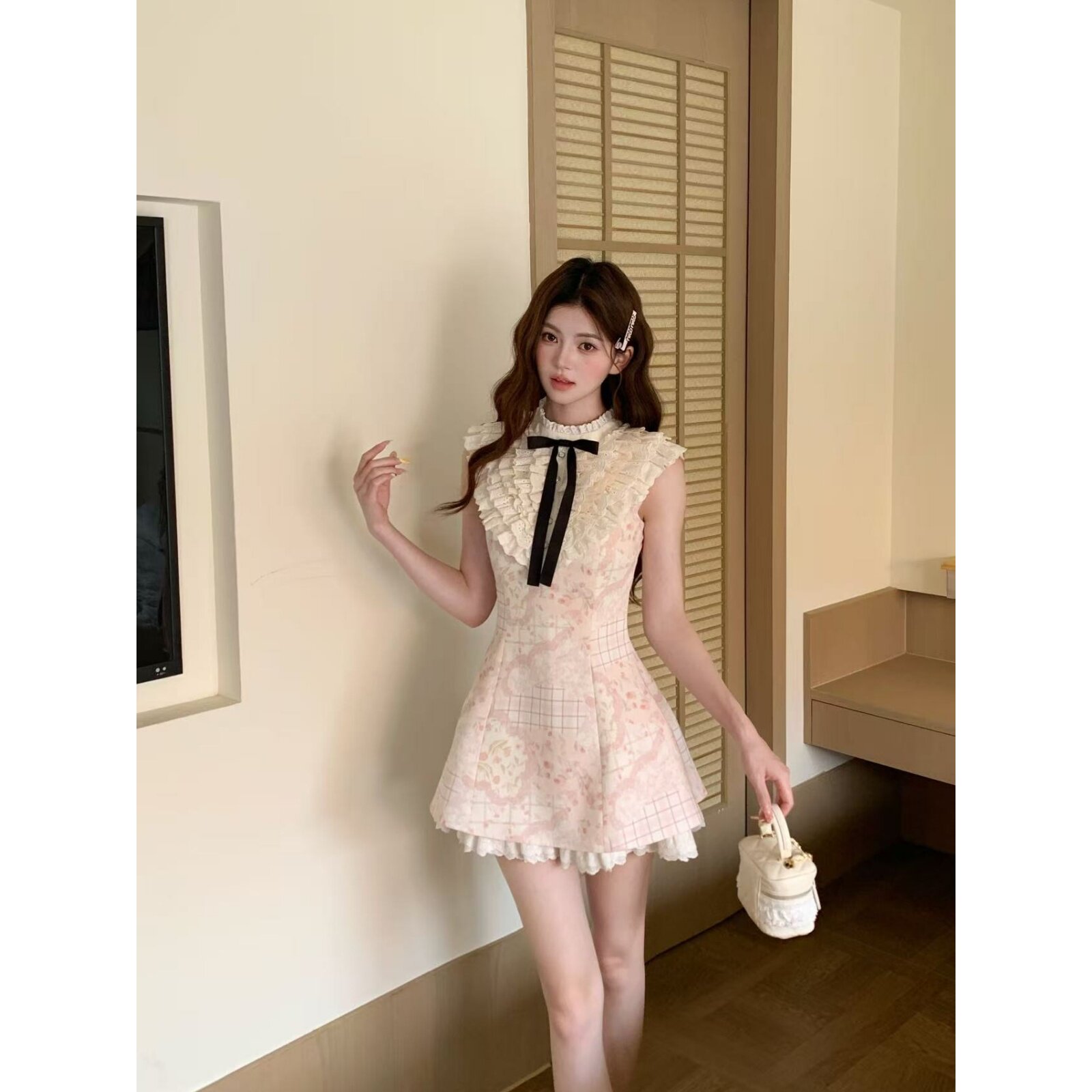 越韩小鱼Musefish 馥郁少女 假两件蕾丝拼接千金风无袖法式连衣裙