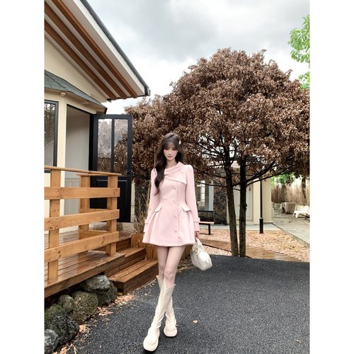 法式千金风收腰大裙摆风衣