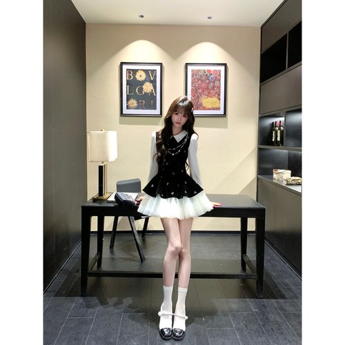 越韩小鱼 玛丽公主 法式千金风丝绒拼接网纱裙气质重工连衣裙女