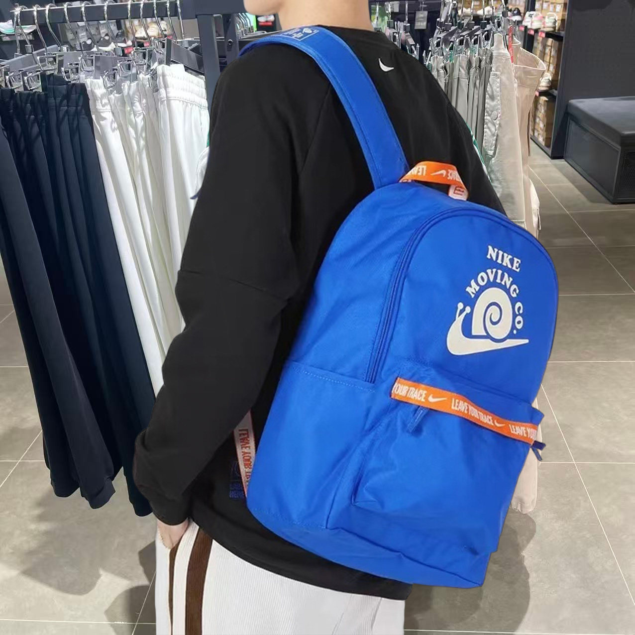 新款耐克双肩包男运动旅行背包男款大容量男生初中高中女nike书包