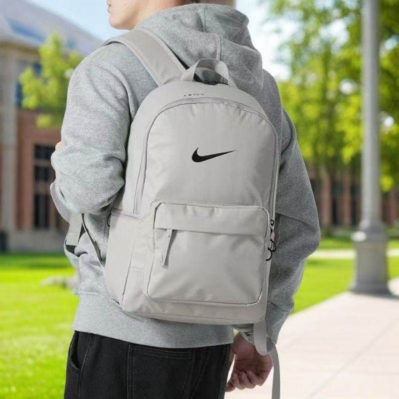 耐克双肩包男女运动休闲大容量电脑包旅行背包初中生高中nike书包