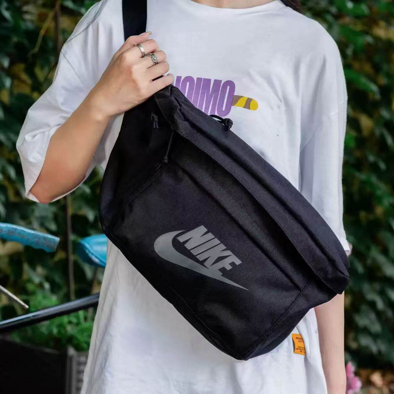 耐克王一博同款大容量腰包