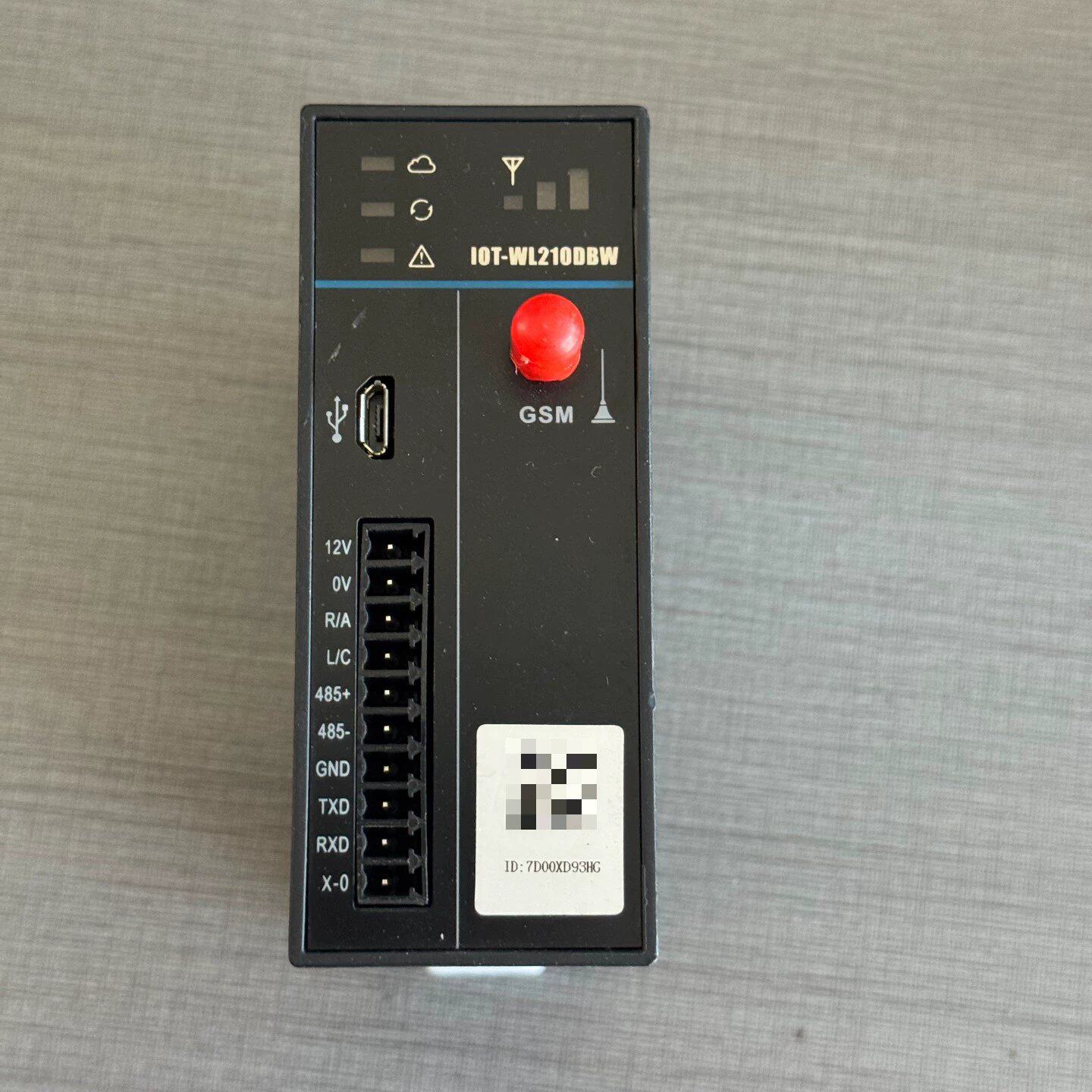 议价电梯模块IOT-WL210DBW，功能正常，实物拍摄，只有图可维修