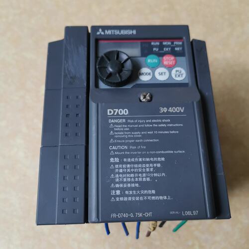 议价变频器0.75KW D740-0.75K可维修