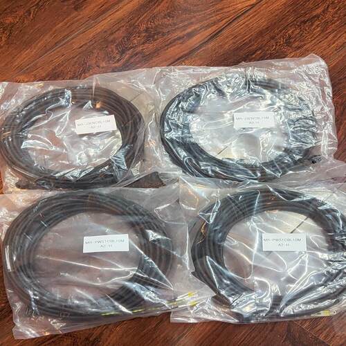 议价伺服驱动10米动力线MR-PWS1CBL10M可维修