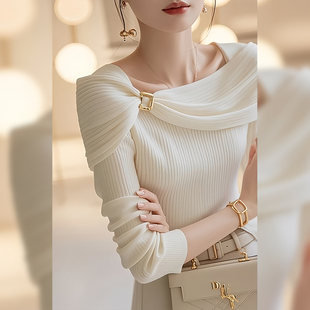 上衣 高级感独特洋派小香风打底衫 轻奢白色一字肩针织衫 女2025新款