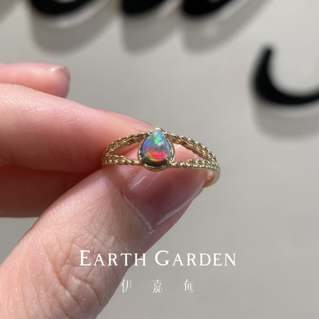 定制澳洲天然黑欧泊戒指红彩简约小众高级女戒彩宝戒指18k素金