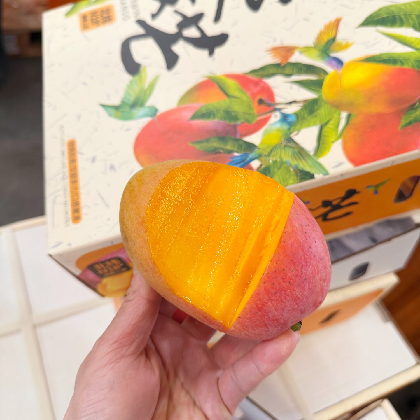 台湾品种爱文芒果礼盒装4斤新鲜水果海南大芒果香甜细腻多汁包邮