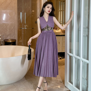 茶歇法式高级感温柔风无袖连衣裙女夏季气质显瘦a字百褶紫色裙子