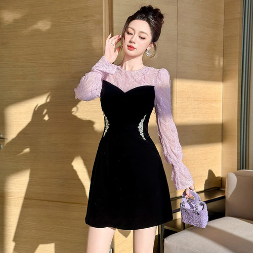 黑色连衣裙女小个子收腰显瘦赫本风小黑裙气质宴会年会晚礼服内搭