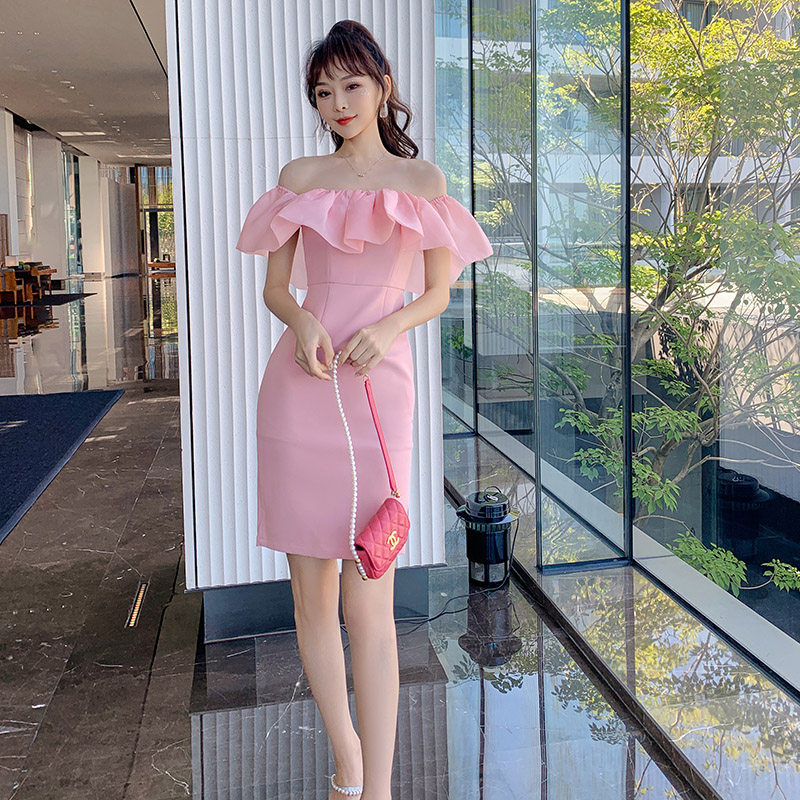 粉色名媛气质小礼服仙女甜美荷叶边一字肩修身包臀纯色系连衣裙夏