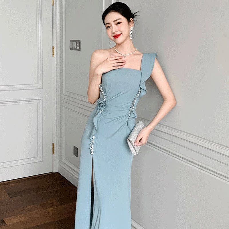 抹胸单肩设计感重工开叉性感连衣裙女御姐风气质轻奢收腰包臀长裙