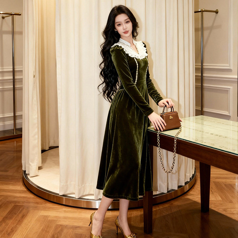 裙子2026新款春秋巨好看的轻奢气质法式复古收腰显瘦丝绒裙大摆裙